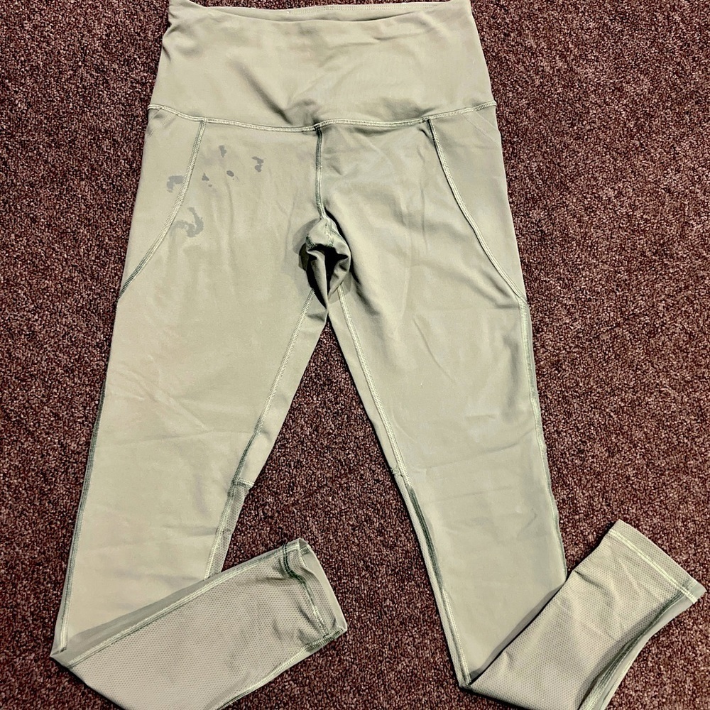 Victoria Secret Victoria Sport green leggings mesh detail S